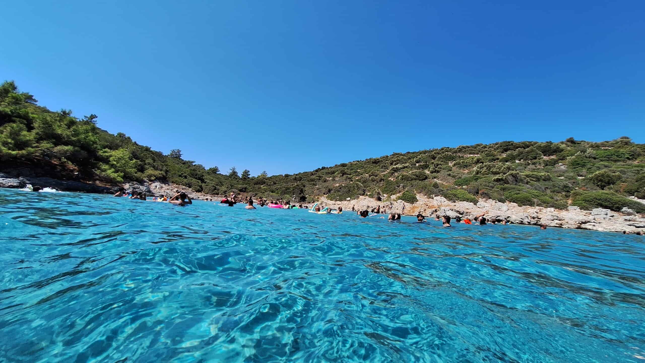 What Hidden Gems Await on Your Izmir Boat Trip Experience?