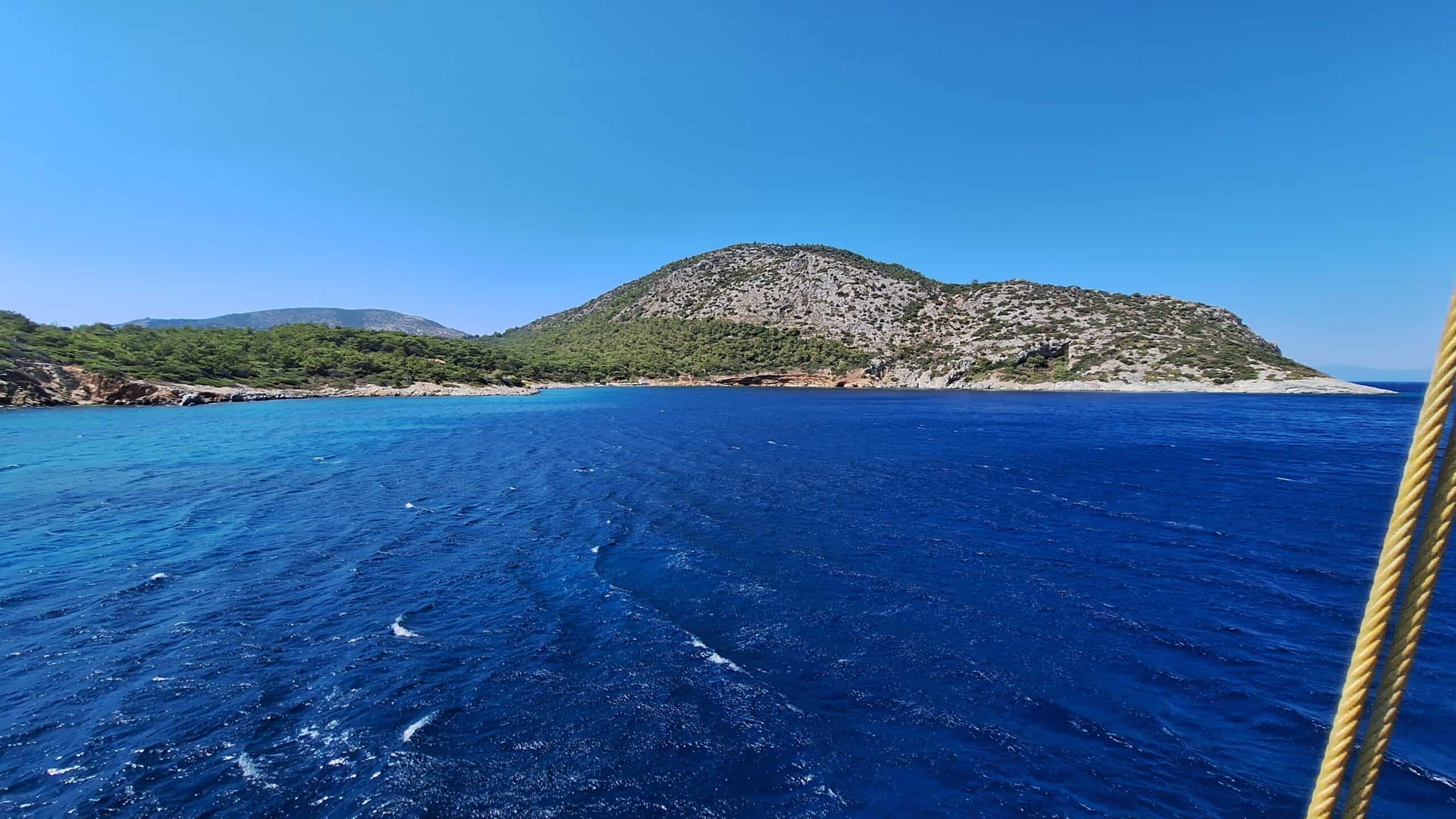 What Makes a Private Boat Tour the Ultimate Getaway Experience?